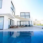 וילה הבשמים Villa Bsamim